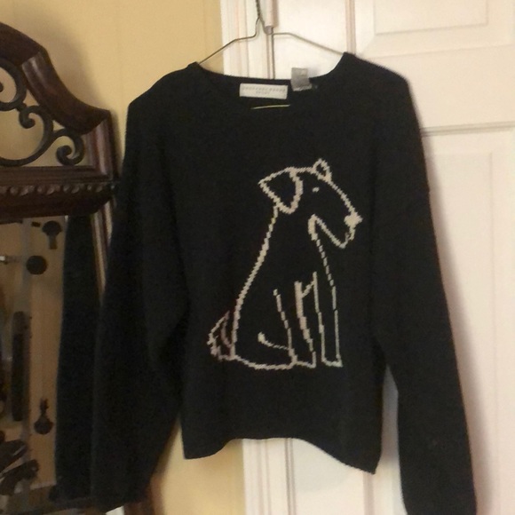 Sweater - Picture 4 of 4